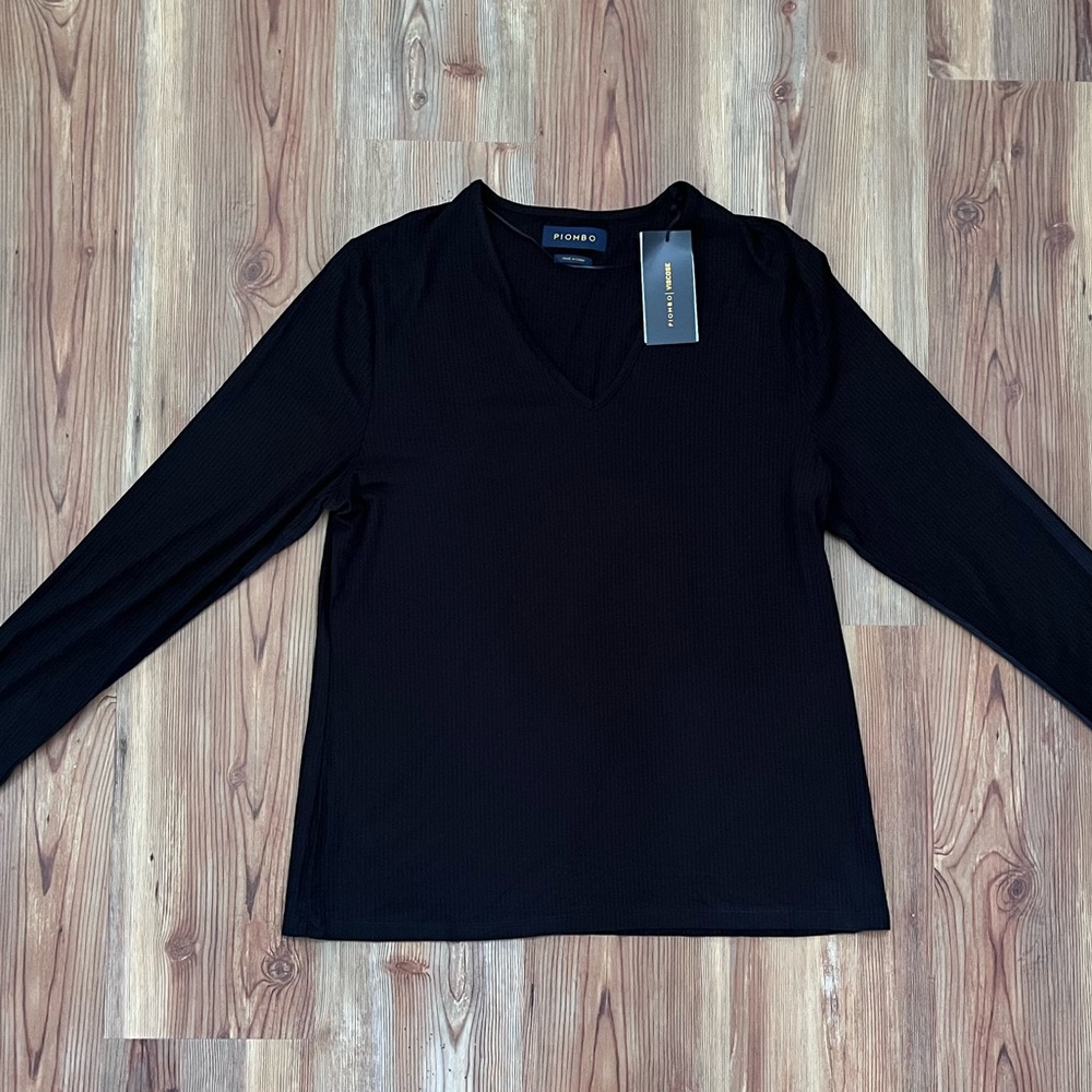 Classic Black Long Sleeve Ribbed V-Neck Viscose Top